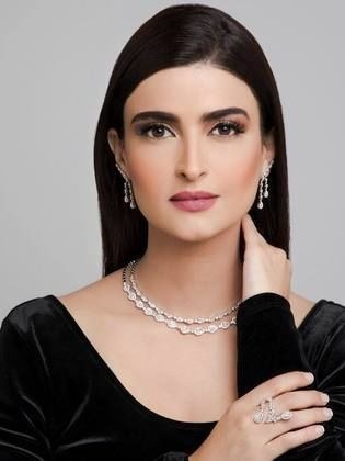 علا الفارس