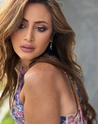 منة بدر Menna Badr
