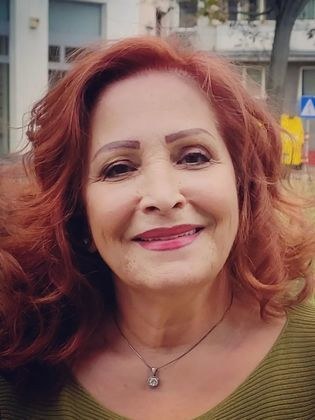 عزة البحرة