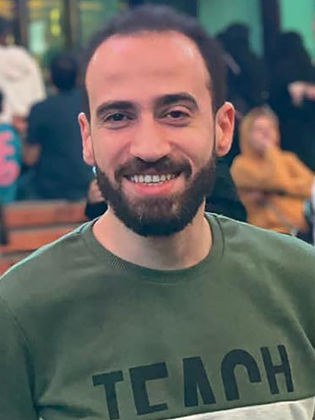مصطفى حسني