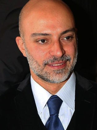 كميل متى