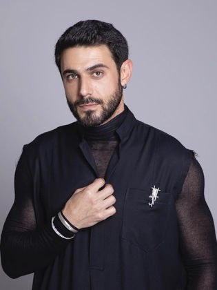 وسام فارس