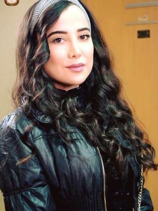 نور أديب