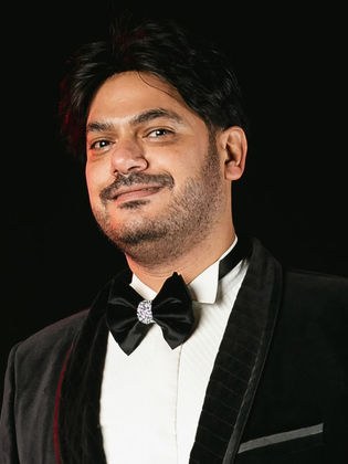 عماد مجاهد