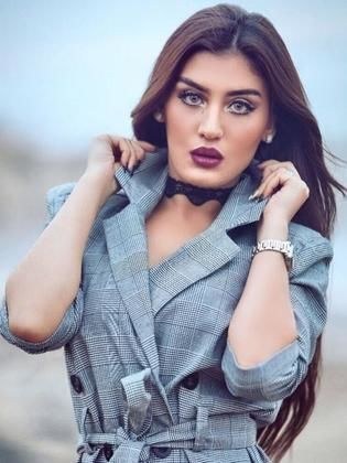مريم باكوش
