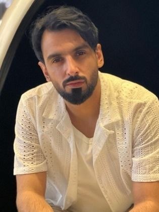 عمر الملا