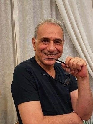 عادل عثمان