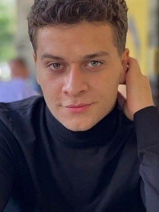 محمد منير