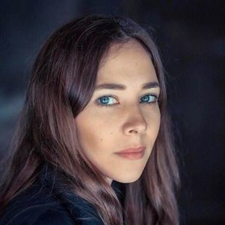 فاطمة البنوي