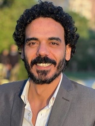 أحمد حسين