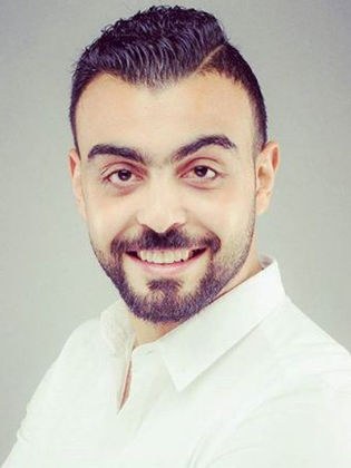 عمرو كمال