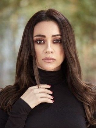 مريم حسن