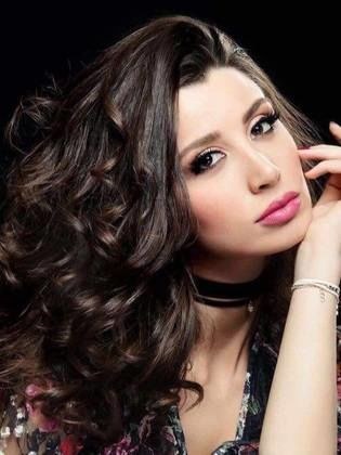 سارة التونسي