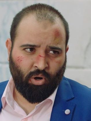 عادل شيخ