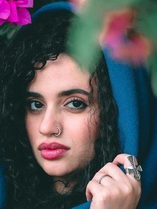 مي السباعي