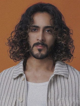 ناصر عباس