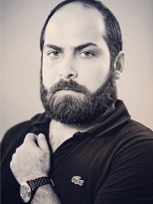 عزيز باي