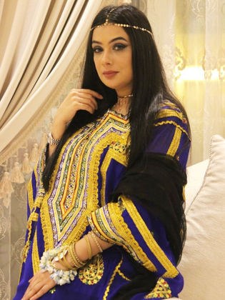 منى الزدجالية