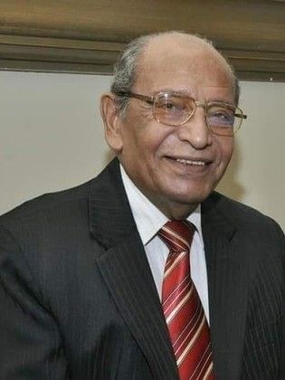 أحمد عوض