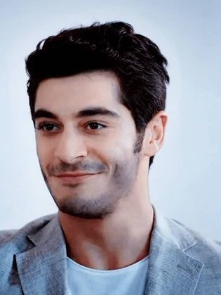 بوراك دينيز