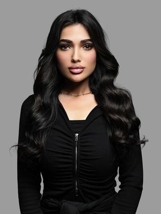 سارة العنزي