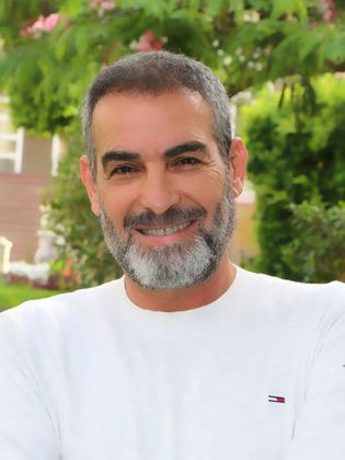 أحمد عبدالعزيز