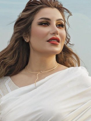 آلاء حسين