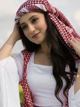 نور العزام