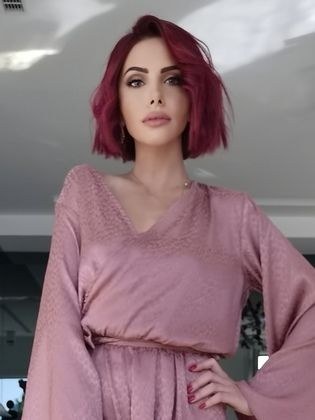 مونيانا مقهور