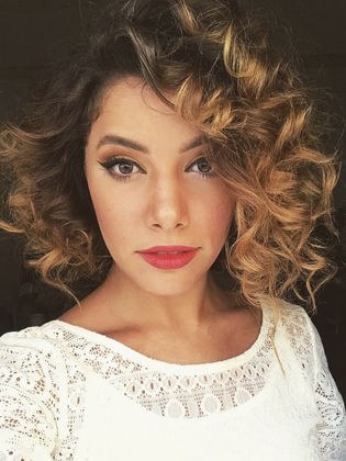 سلمى تيمور