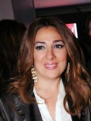 لورا