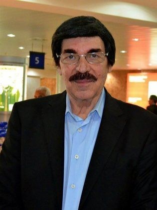 ياسر العظمة
