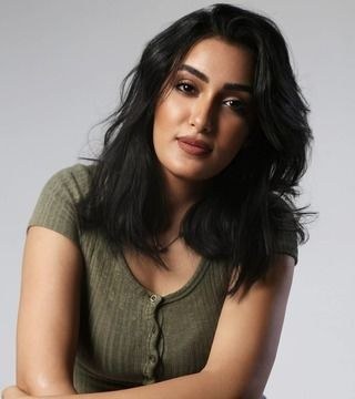 وفاء شوقي