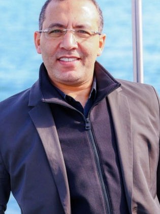 خالد صلاح