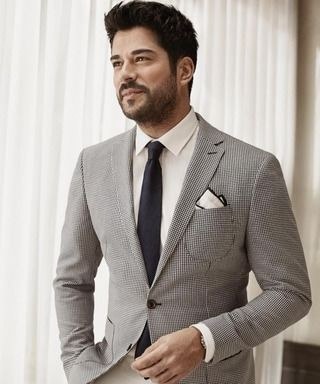 بوراك أوزجيفيت Burak Özçivit
