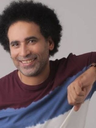 مصطفى شوقي