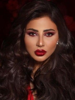 مهيرة عبدالعزيز
