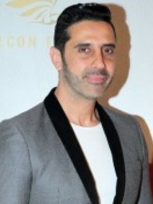 سامي عازوري