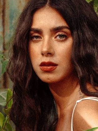ملك الحسيني