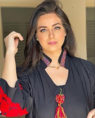 هبة مجدي