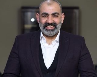 محسن منصور
