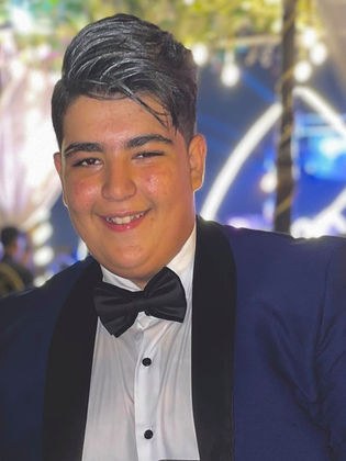 حسن أيمن